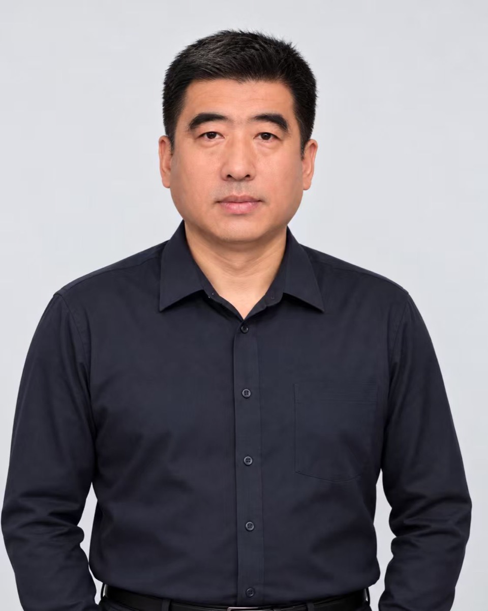 杨力